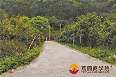扶贫干部沉下去致富项目搞起来